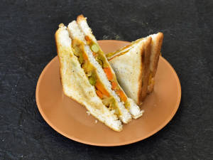 Veg sandwich [2 pieces]