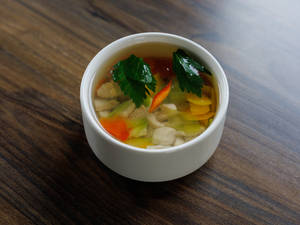 CLEAR CHICKEN SOUP