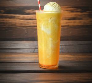 ButterScotch Milkshake With Ice Cream