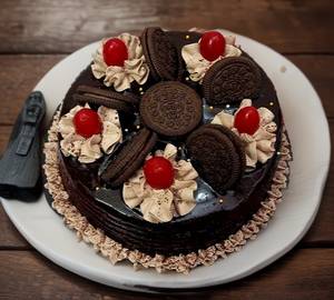 Eggless Chocolate Oreo Cake 650 Grms