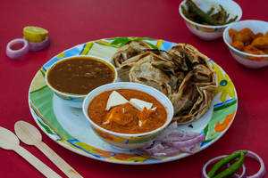 Chur-chur Naan, Rajma, Rajdarbar Paneer