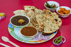 Paneer Naan, Rajma, Dal Makhni