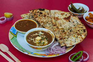 Paneer Naan, Rajma, Rajdarbar Paneer