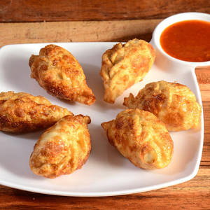 Paneer Fried Momos [6 Pcs]