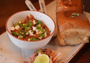 Paneer Bhurji With Pav