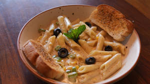 Exotic White Sauce Pasta