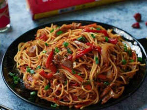 Chicken Schezwan Noodle