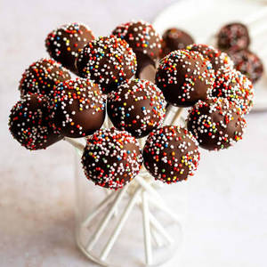 4 Cake Pops
