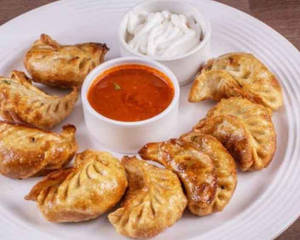 Chicken Fried Momo [6 Pieces]