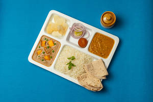 Matar Paneer Thali