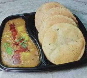 Aloo Sabji Bedmi Poori ( 4 bedmi)