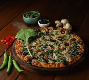 Chicken Spinach  Pizza