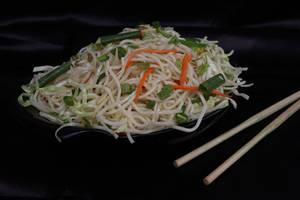 Veg Hakka Noodles