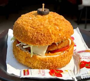 Veg crunchy burger
