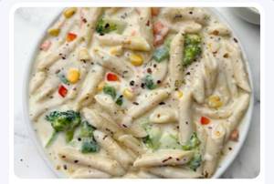 Italiano white souce pasta