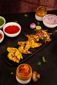 Chicken Banjara Kebab (6 Pieces)