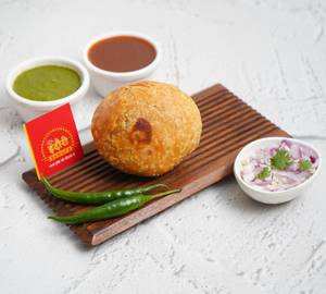 Indori Aloo Kachori (1 Pc)