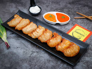 Darjeeling Chicken Fried Momo (8 Pcs)