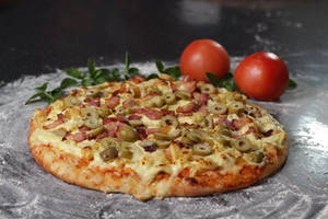 7" Regular Super Supreme Pizza