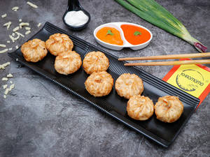 Chicken & Cheese Steamed Momo (8 Pcs)