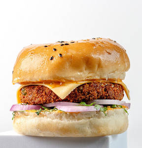 Desi Chipotle Crunch Burger