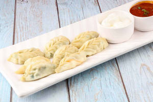Paneer Momos [10 Pieces]