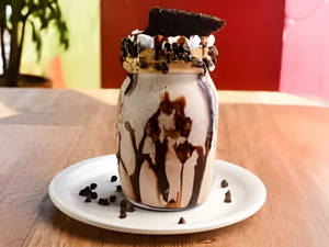 Peanut Butter Chocolate Shake