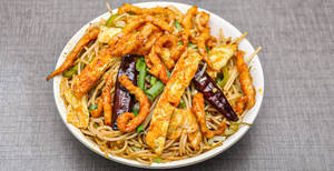 Schezwan chicken noodles