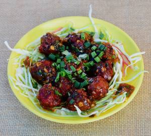 Veg manchurian dry