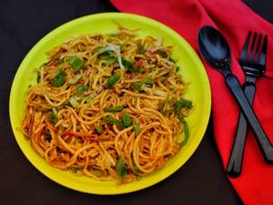 Mushroom Schezwan Noodles