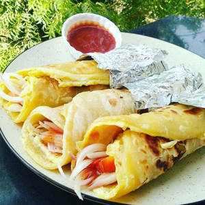 Double Egg Chicken Roll