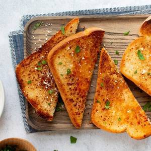 Garlic Toasts