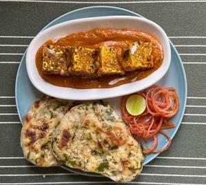 Paneer Makhani with Ajwain Paratha