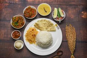 Chicken Kosha Bhoj  Thali