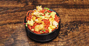 Mixed nonveg noodles