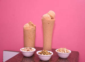 Jigarthanda jumbo jigarthanda + 2 scoope ice cream