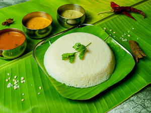 Thatte Idli (1 Pc)