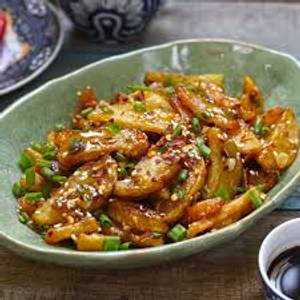 Honey chilli potato