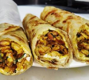 Bhuna Chicken Roll