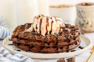 Brownie Waffle [ White Choco ]