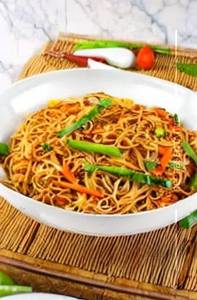 Chicken Schezwan Hakka Noodles