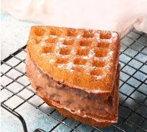 Belgium Chocolate Milk Waffle