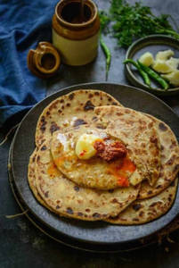 Tawa Aloo Paratha