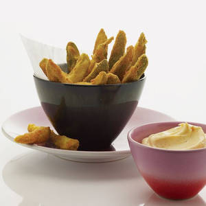 Fried Pickles With Spicy Mayo