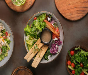 Turkish Fattoush With Pita Crisps