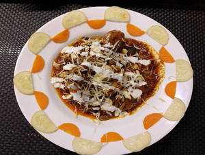 Handi Murg Musallam  (4 Pcs)