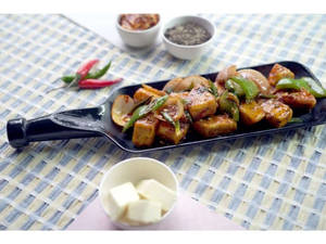 Chilli Paneer Dry (Special)
