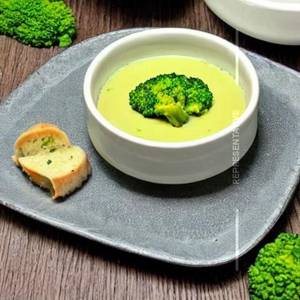Broccoli Burnt Garlic Soup