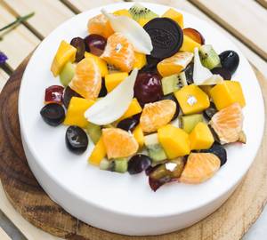 Fruit Fresh Creme Cake 