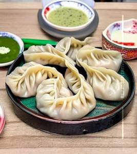 Steamed Chicken Momo (8Pc)